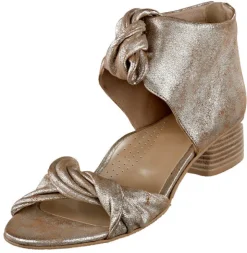 An der Ferse hochgeschlossene,sommerliche Sandalette von PintoDiBlu