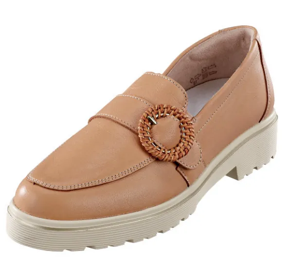 Eleganter Slipper mit Bastverzierung von Remonte