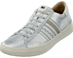 Hartjes Halbschuh mit modischer Musterung an der Außenseite