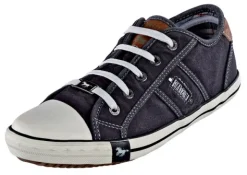 Modischer Denimsneaker in ausdrucksstarken Farben