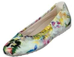 Multicolourfarbener Lackballerina