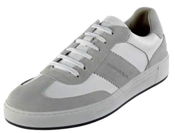 Retro Sneaker von Pius Gabor