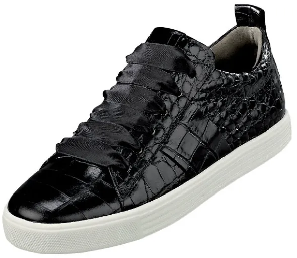 Sportlicher K&S Sneaker mit modischen Farbakzenten an den Seiten und der Ferse