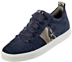 Sportlicher K&S Sneaker mit modischen Farbakzenten an den Seiten und der Ferse